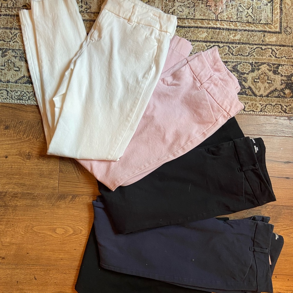 Old Navy cropped pixie pants